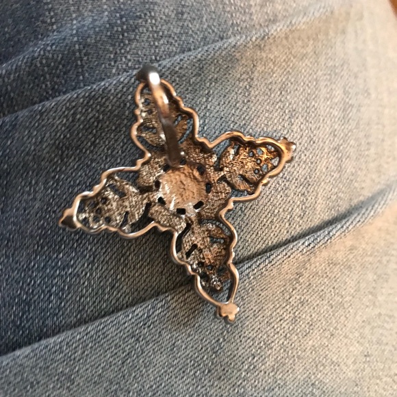 Pendant - Picture 2 of 3